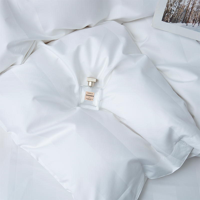 পাঁচতারা হোটেল বেডিং সেটের জন্য 7cm Sateen স্ট্রাইপ প্লেইন সাদা 750TC 100% তুলা পাঁচতারা হোটেল বেডিং সেটের জন্য 7cm Sateen স্ট্রাইপ প্লেইন সাদা 750TC 100% তুলা