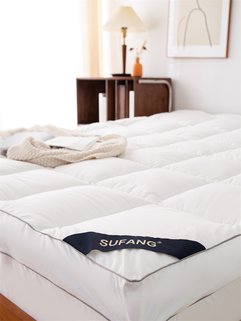 কুইল্ট মাইক্রোফাইবার ফিলিং 40s ডাউনপ্রুফ ফ্যাব্রিক ম্যাট্রেস টপার পরীক্ষা করুন কুইল্ট মাইক্রোফাইবার ফিলিং 40s ডাউনপ্রুফ ফ্যাব্রিক ম্যাট্রেস টপার পরীক্ষা করুন