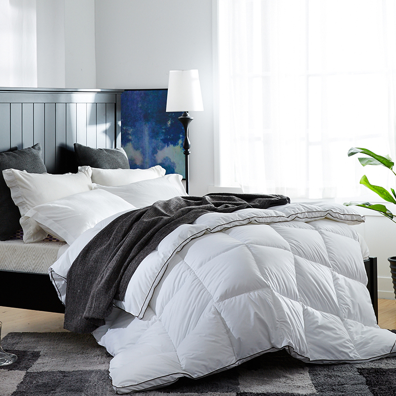 পাইপিং 100% তুলা সহ ডাক ডাউন উষ্ণ নরম ডুভেট পাইপিং 100% তুলা সহ ডাক ডাউন উষ্ণ নরম ডুভেট